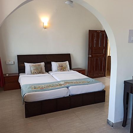 Resort Park Avenue Калангуте Екстериор снимка